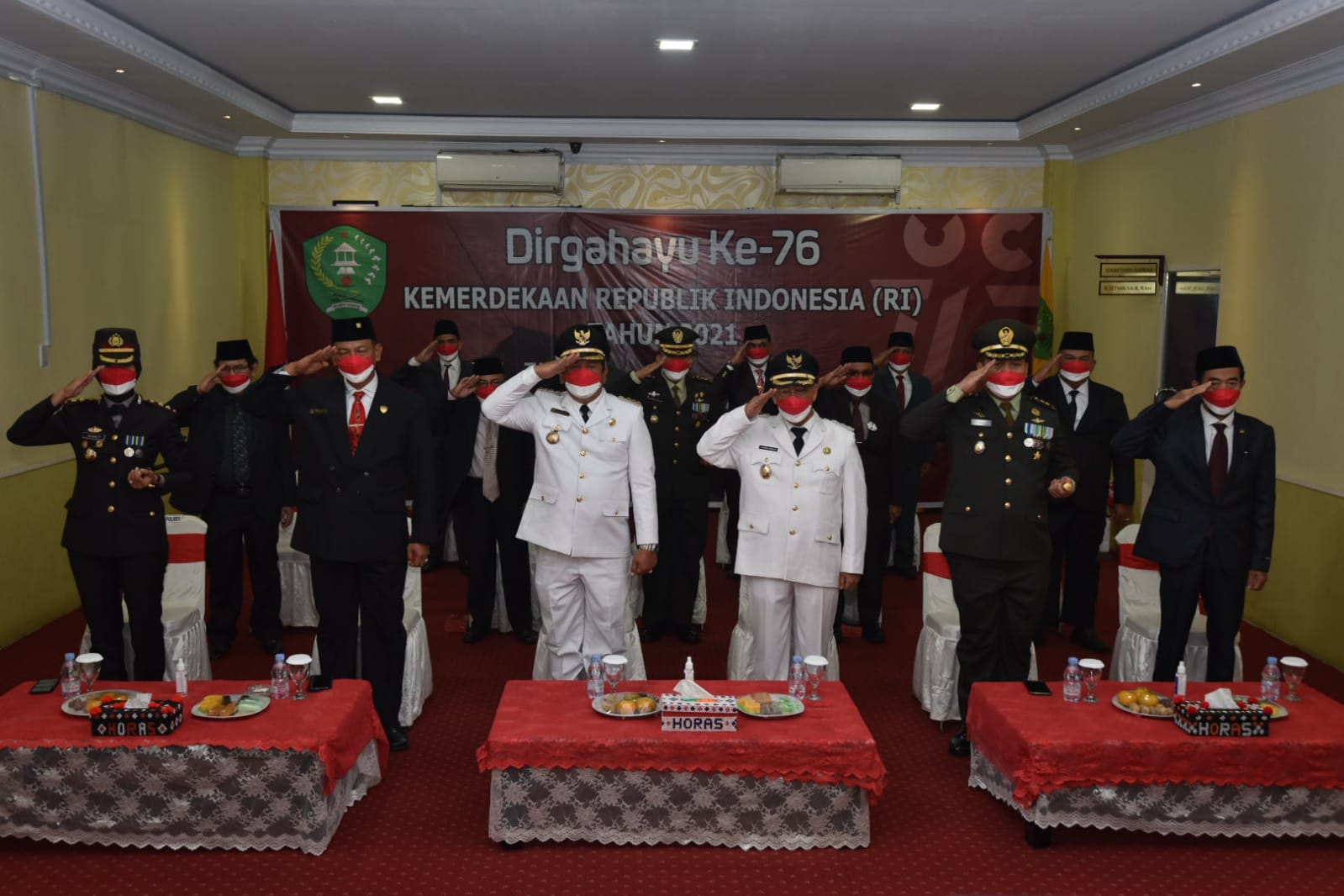 Walikota  Irsan Efendi Nasution SH bersama ForkopimdaÂ ikuti Upacara Peringatan Detik-detik Proklamasi HUT ke-76 Kemerdekaan RI