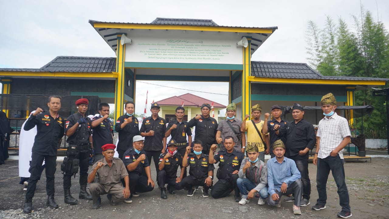 Ponpes Yayasan Faiz Al-Kawakib Dan Pendawa DS Peringati HUT Kemerdekaan RI ke 76 Dengan Gelar Doa