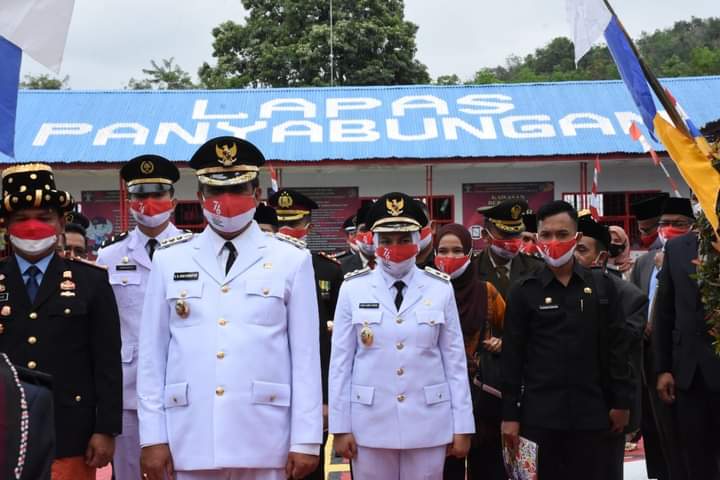 Bupati dan Wakil Mandailing Natal Hadiri Pemberian Remisi Umum Kepada WBP Lapas Kelas IIB Panyabungan
