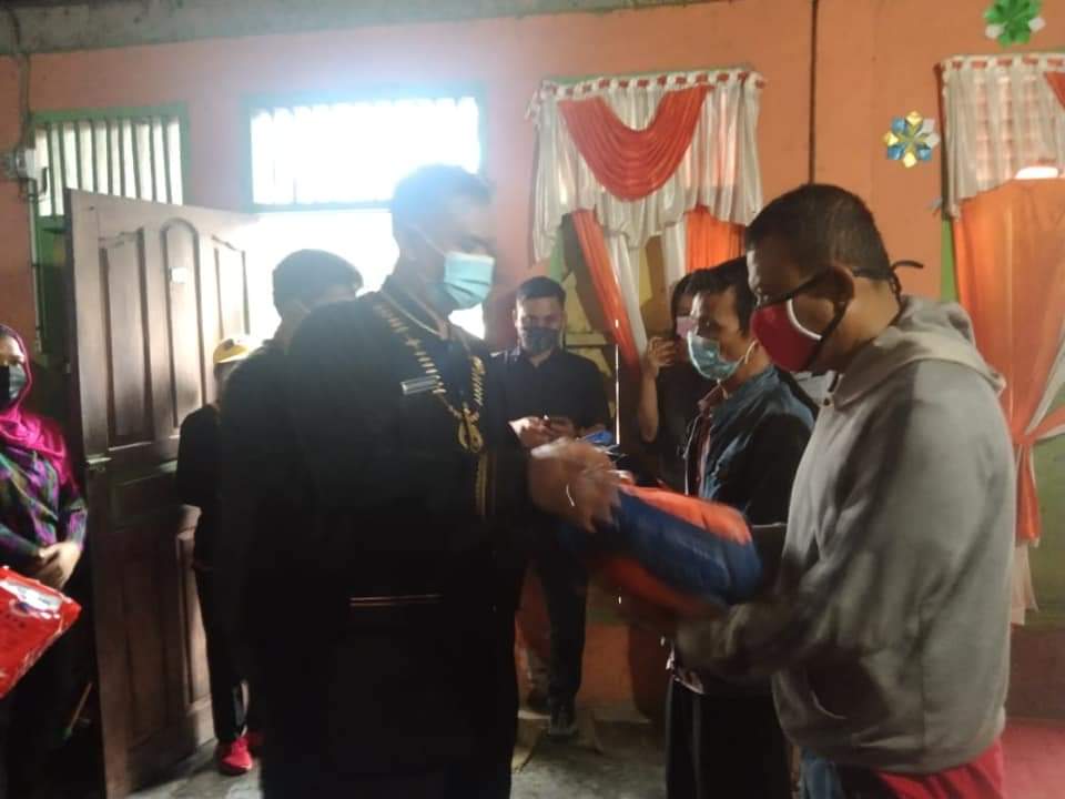 Wakil Bupati Pakpak Bharat Kunjungi Korban Tanah Longsor