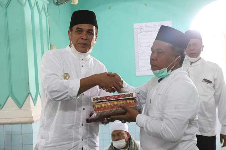 SAFARI JUMAT BUPATI MADINA H JAKFAR SUKHAIRI NASUTION MASIH DALAM SEMANGAT KEMERDEKAAN