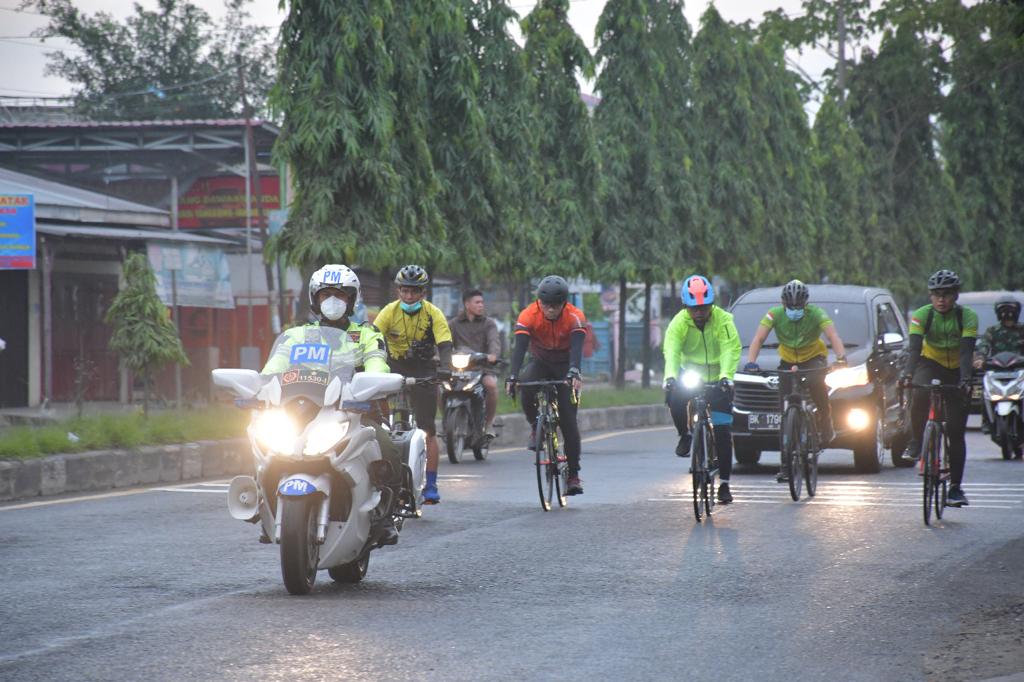 Pangdam I/BB Ajak Staf Gowes Bareng Keliling Kota Medan