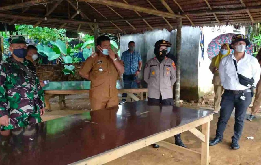 Polsek Patumbak Bersama 3 Pilar Gerebek Warung Diduga Dijadikan Lapak Dadu dan Judi Tembak Ikan.