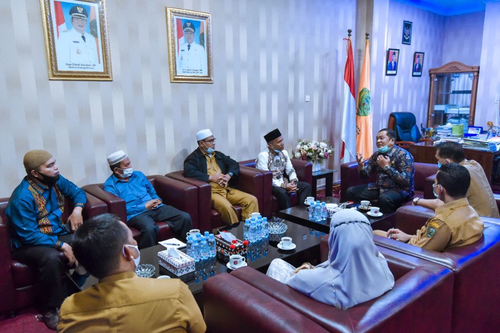 Terima Silaturrahmi DMI,Walikota Irsan Nasution : Harus Menjadi Motor penggerak Kemakmuran Masjid