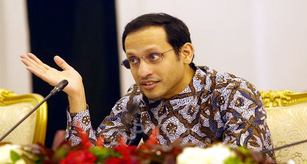 Nadiem Makarim Salurkan Subsidi Kuota Internet September 2021