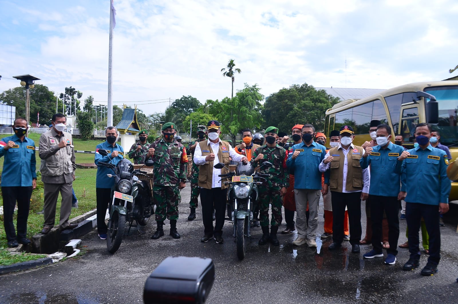 Kepala BNPB Apresiasi Inisiasi Korem 031/WB Dirikan Dapur Umum