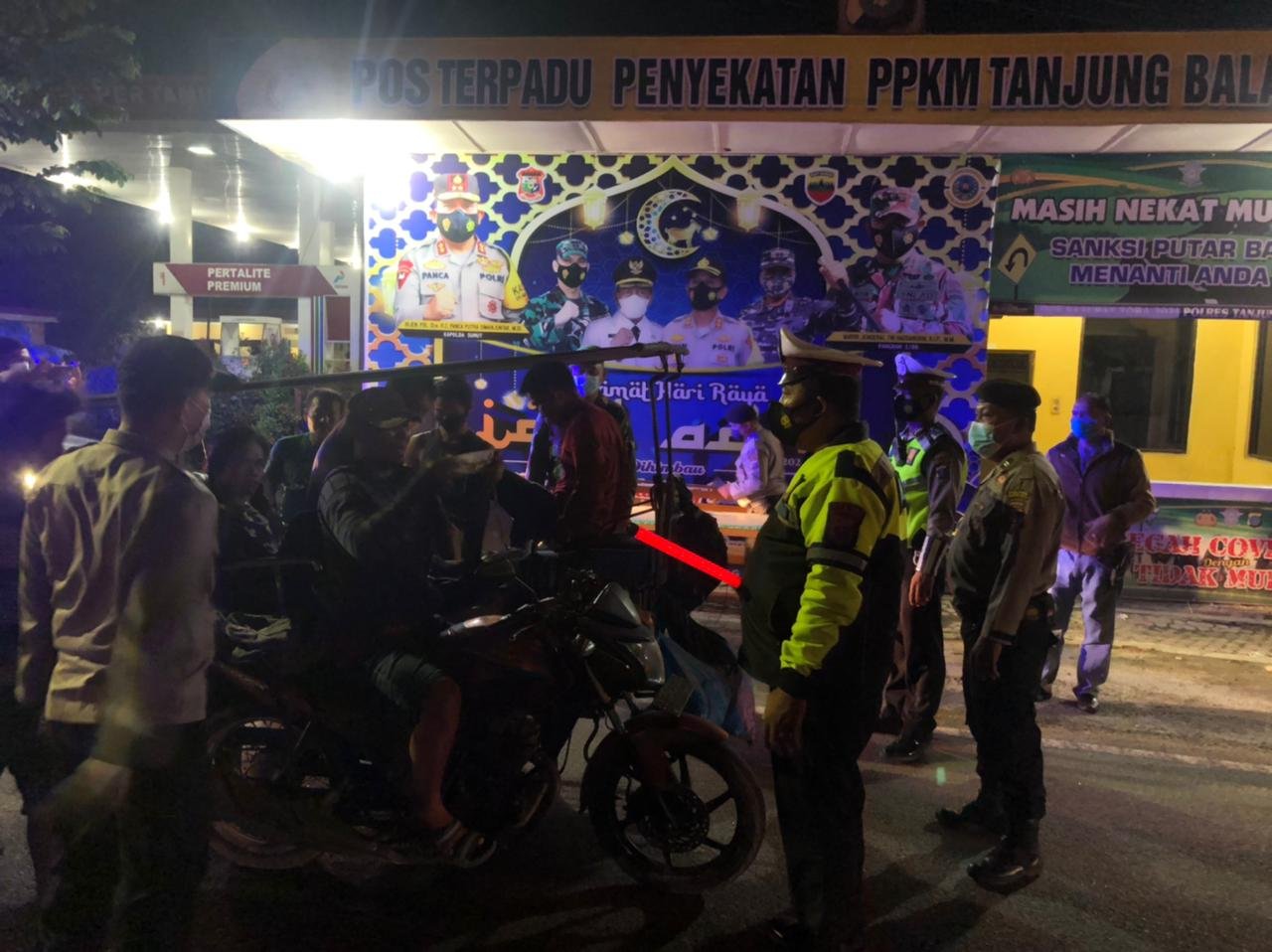 TNI-POLRI Bersama Pemko Tanjung Balai Rutin Patroli Gabungan Ops Yustisi