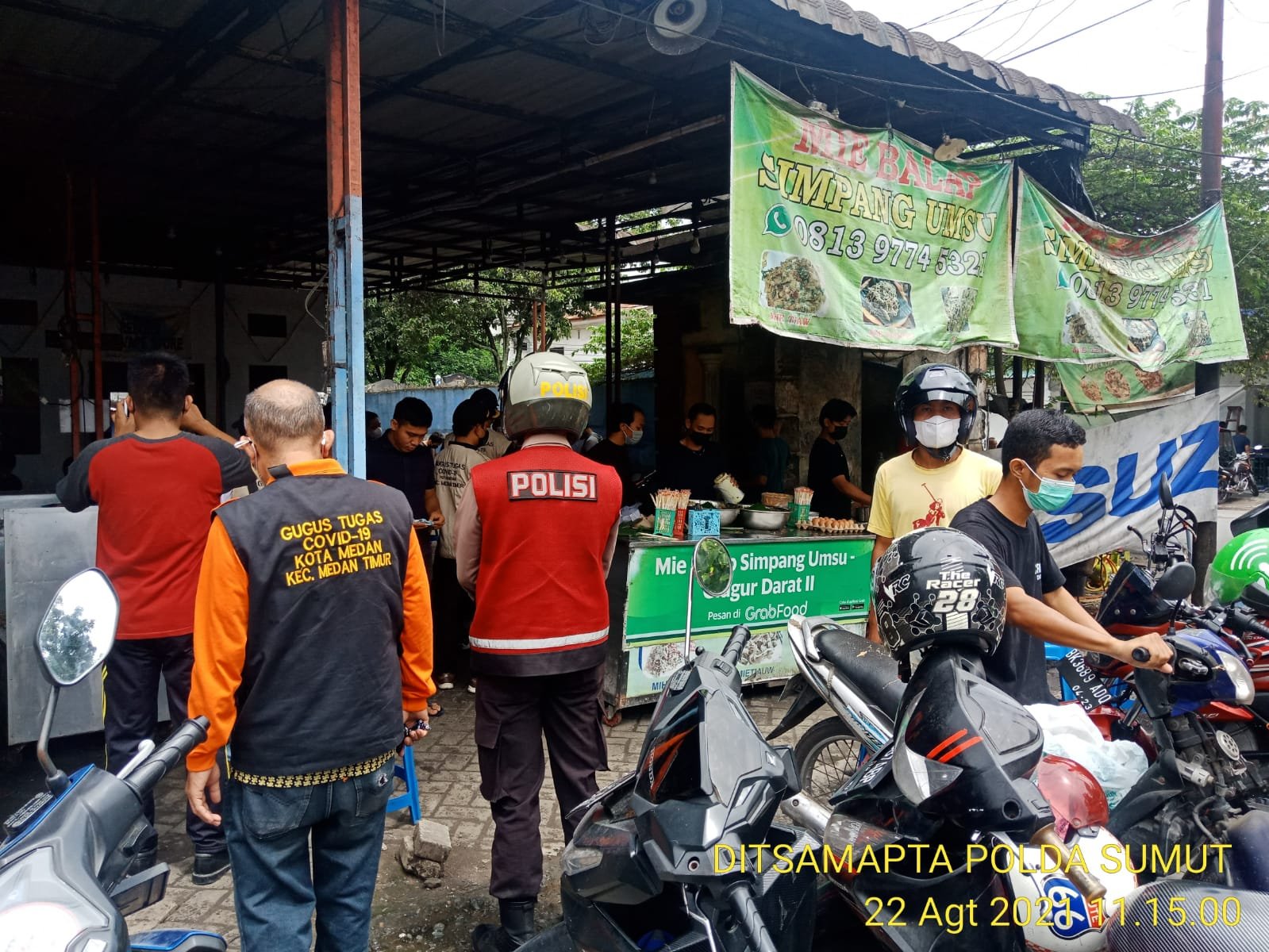 Satgas PPKM Level 4 Medan Timur Lakukan Penindakan Pada Sektor Non Esensial