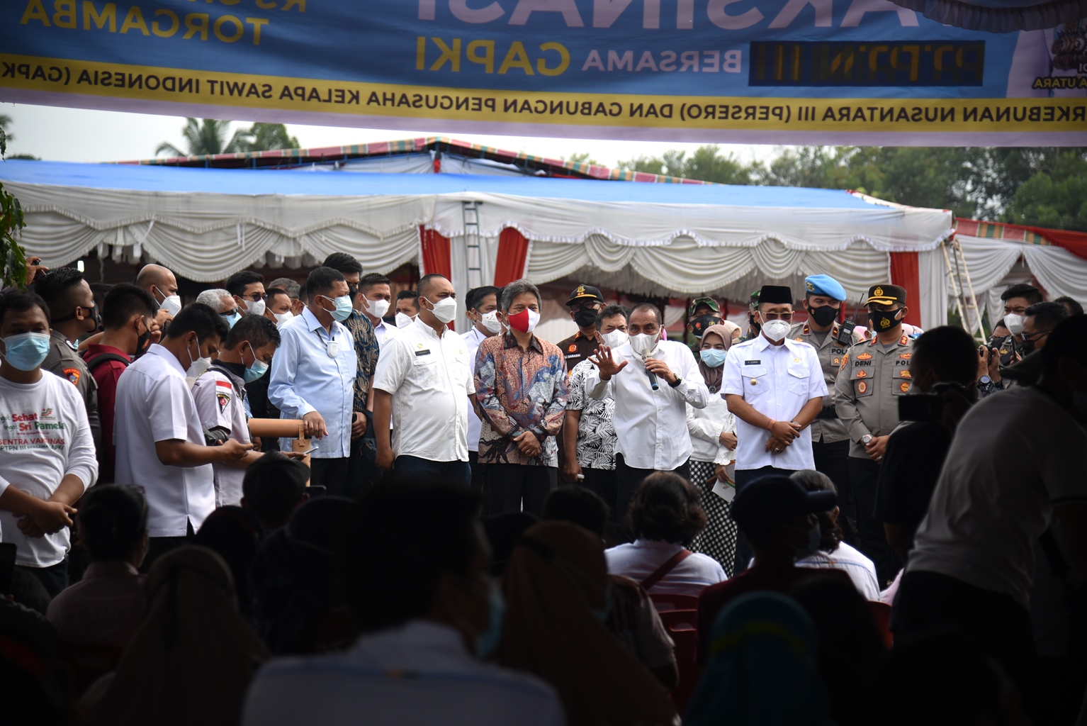 58.000 Masyarakat/Karyawan Perkebunan Divaksin,  Gubernur Edy Rahmayadi Berharap Penyebaran  Covid-19 Bisa Dikendalikan