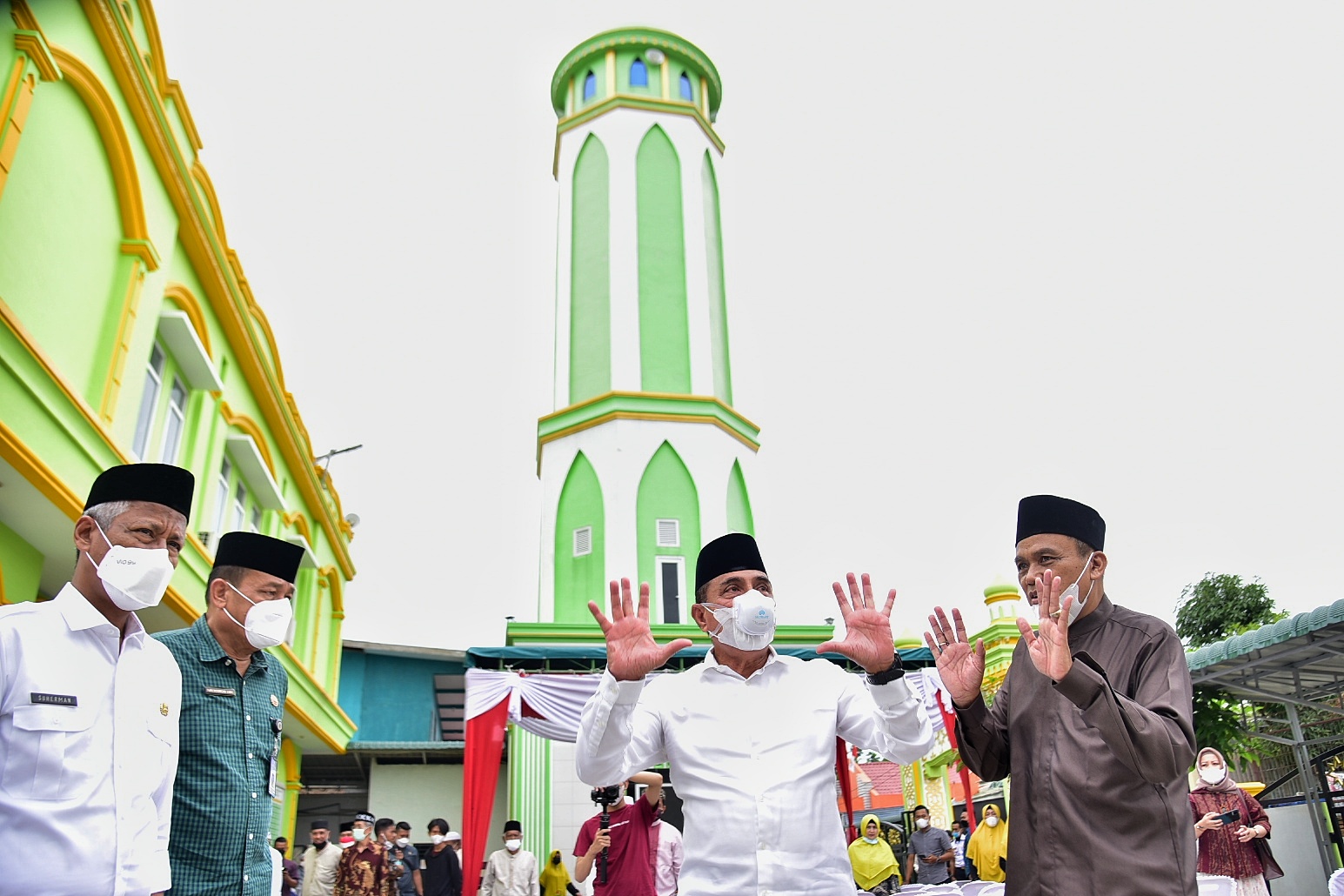 Masyarakat Kesulitan Lahan Pemakaman,  Edy Rahmayadi Langsung Telepon Direktur PTPN II