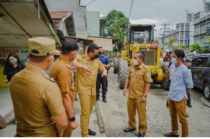 Pemko Medan Segera Perbaiki Jalan Di Depan Pasar Sukaramai