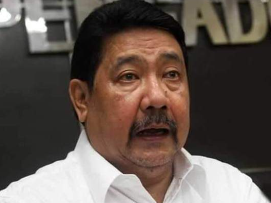 Campuri Urusan Petani dan Koperasi JAKSA OFFSIDE! JAKSA AGUNG DIMINTA TEGUR KAJATI RIAU