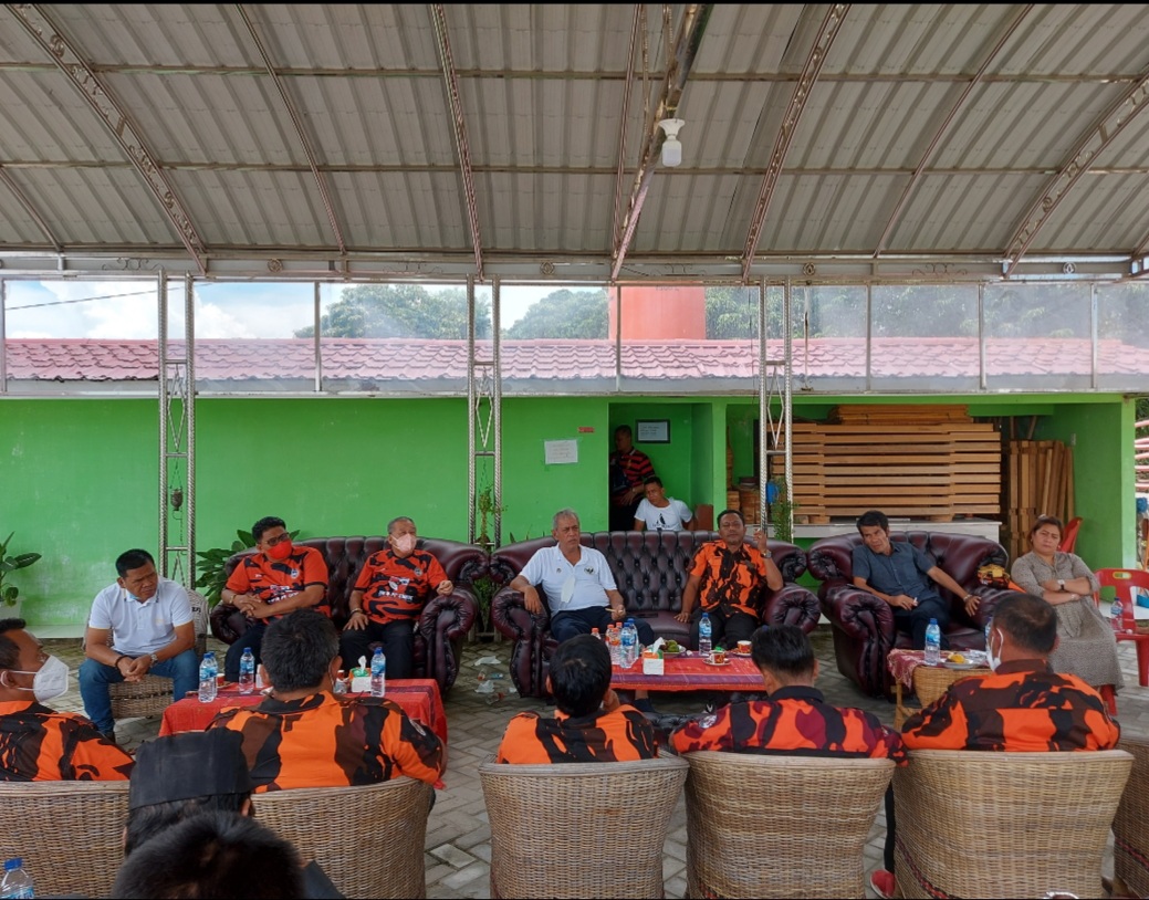 Kodrat Shah Ajak KaderÂ  Pemuda Pancasila Samosir Jaga Kekompakan