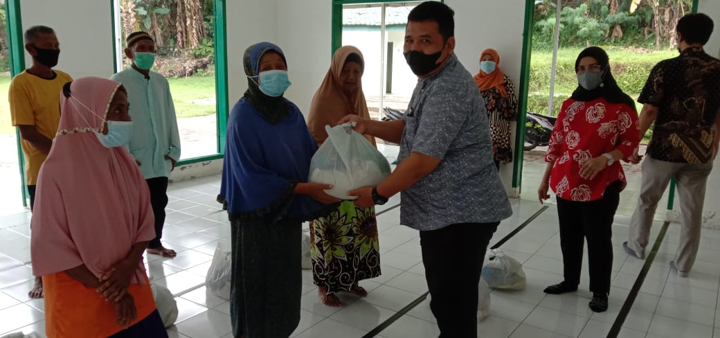 HUT ke-116 PDAM Tirtanadi Beri Santunan kepada Penderita Kanker Mulut