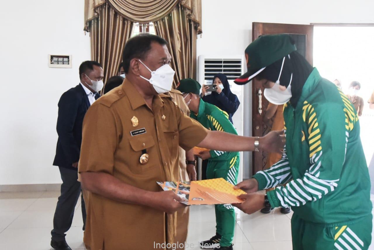 Bupati H. Ashari Tambunan Lepas Atlet Dan Pelatih Deli Serdang Ke PON XX Papua Tahun 2021
