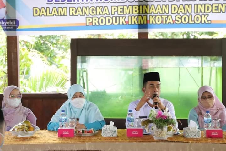 Pembinaan IKM,Ketua Dekranasda Provinsi Sumbar kunjungi Kota Solok