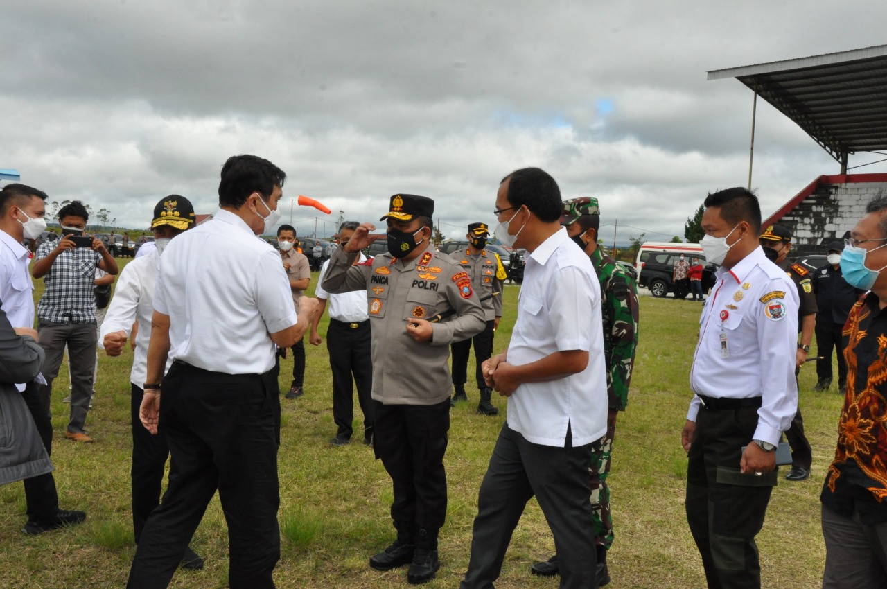 Kapolda Sumut Dampingi Menko Marves RI Meninjau Pengembangan Pertanian Food Estate di Kab.Humbahas