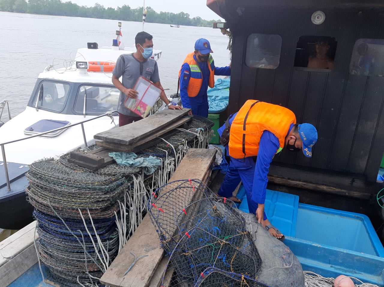 Tim Regu III Patroli Perairan di Wilkum Polres Tanjung Balai Selama 1 X 12 Jam