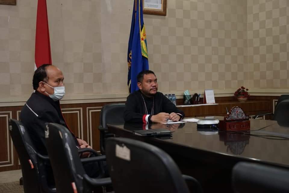 Bupati Pakpak Bharat Jadi Opening SpeakerÂ  di Webinar Pendidikan