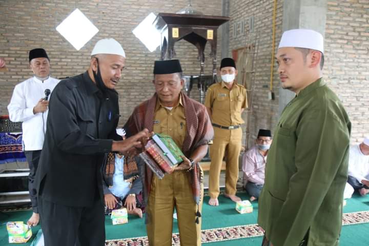Safari Jumat Pemerintah Kabupaten Mandailing Natal di Mesjid Nurul Iman Desa Hutatinggi