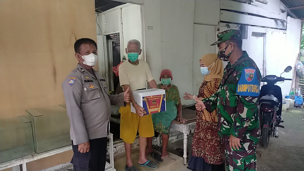 Melalui Polsek Medan Baru, Akpol 95 Salurkan Bansos kepada Warga Kurang Mampu
