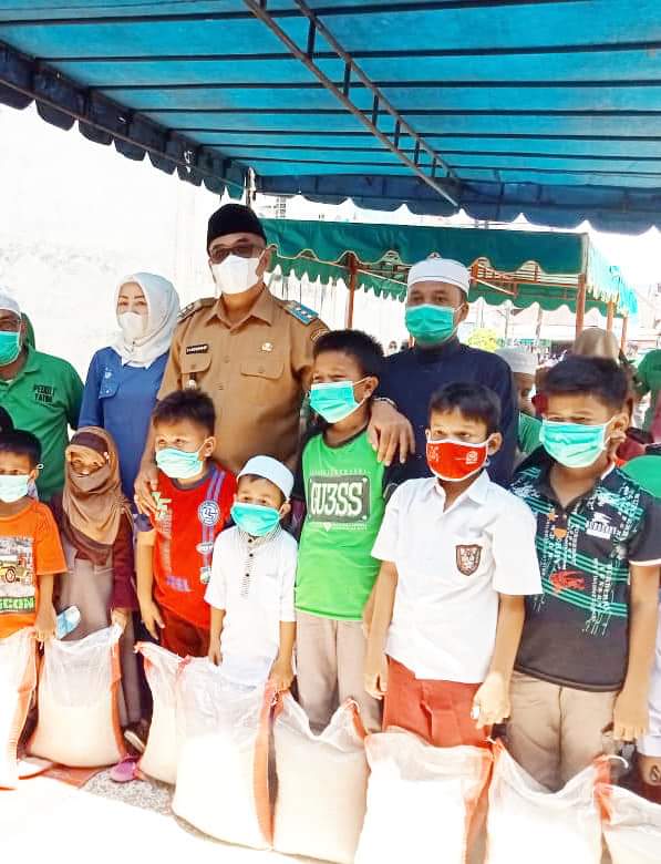 JAKFAR SUKHAIRI NASUTION SANTUNI ANAK YATIM 