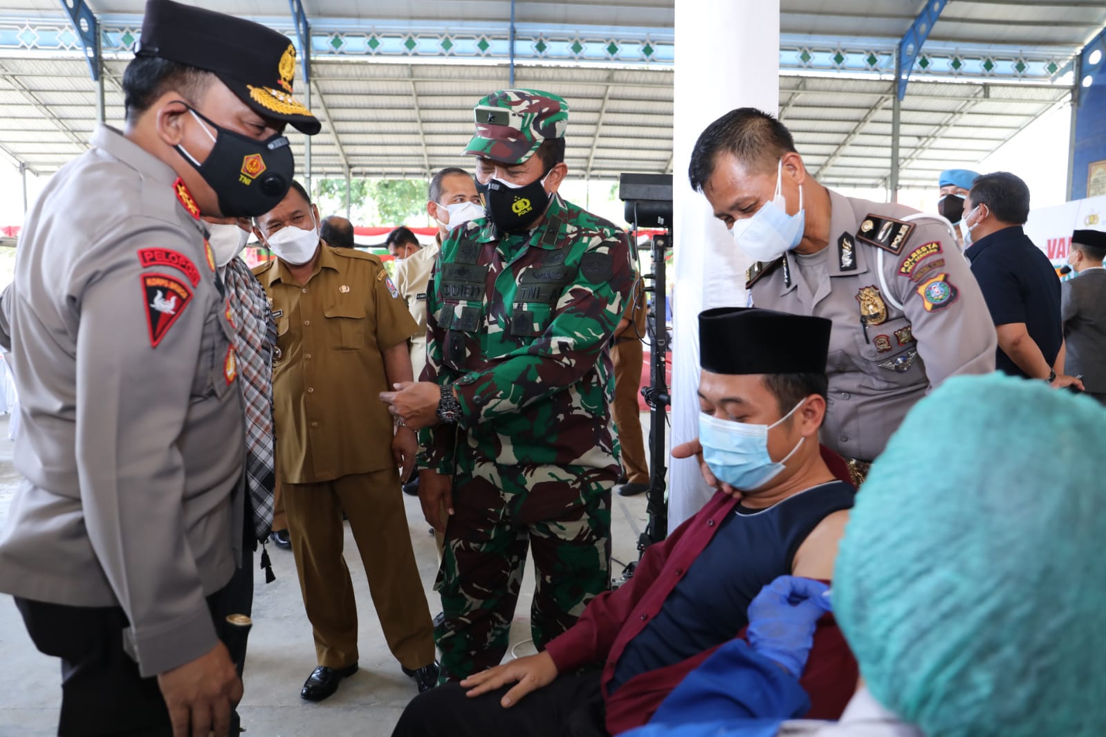 Kapoldasu Tinjau Vaksinasi Merdeka di Ponpes Mawaridussalam Deliserdang