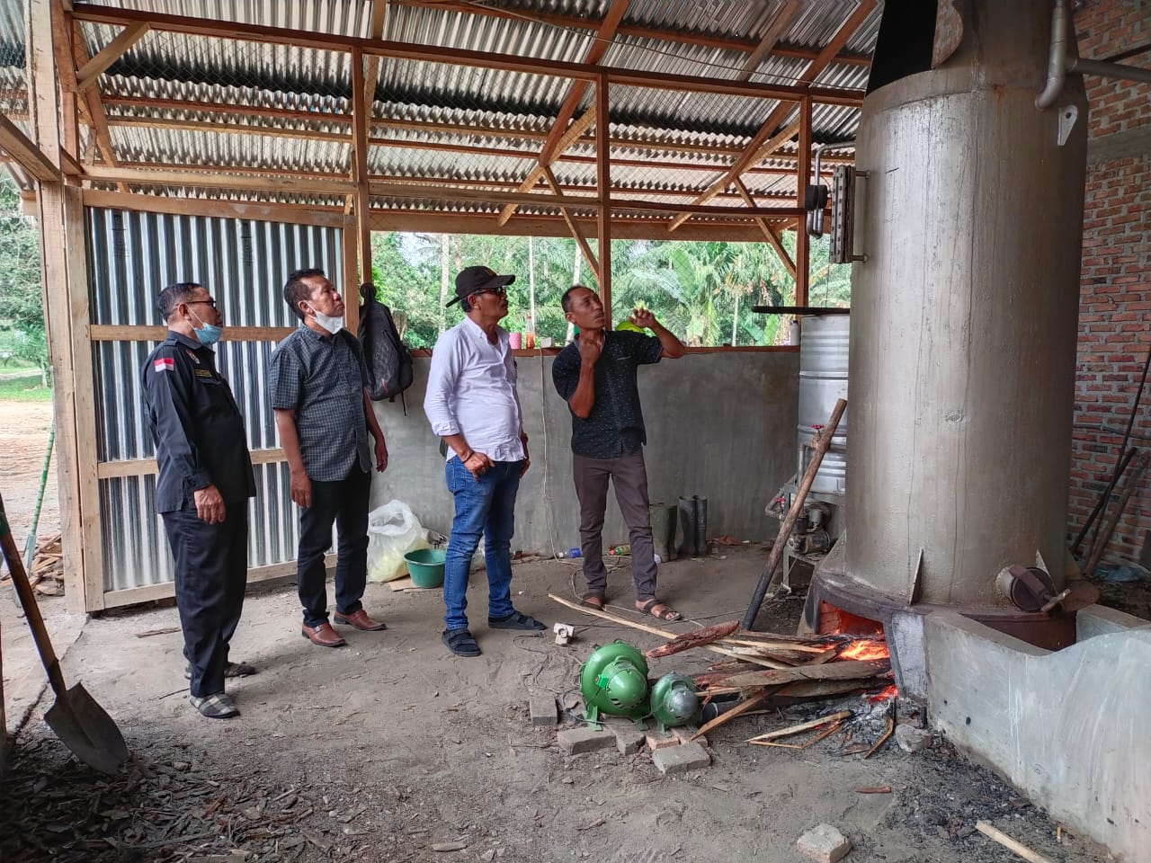 Tinjau UMKM Anggota APEDI, Ruslan: Penghasilan UMKM Menurun Drastis