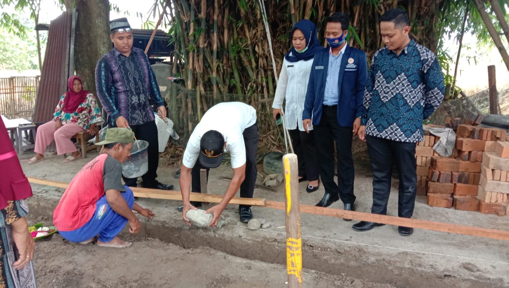 Peletakkan Batu Pertama Pembangunan MDTA Ade Irma Nurul Ikhwan Dimulai, Mohon Bantuan Pemerintah