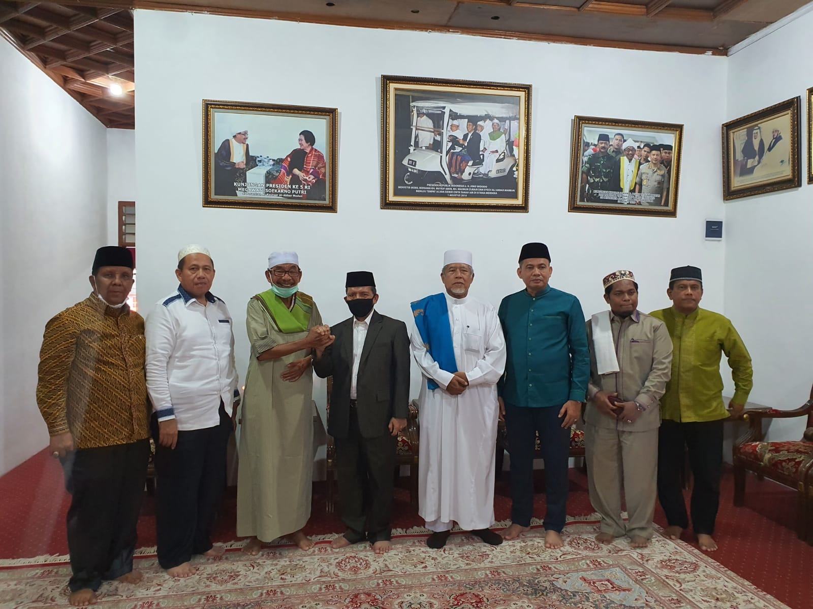 Syekh KH Ali Akbar Marbun Sebut UIN Sumut Punya Tokoh Umat Visioner, Rektor Prof Syahrin Salurkan Bantuan Pembangunan Masjid Al Alawy