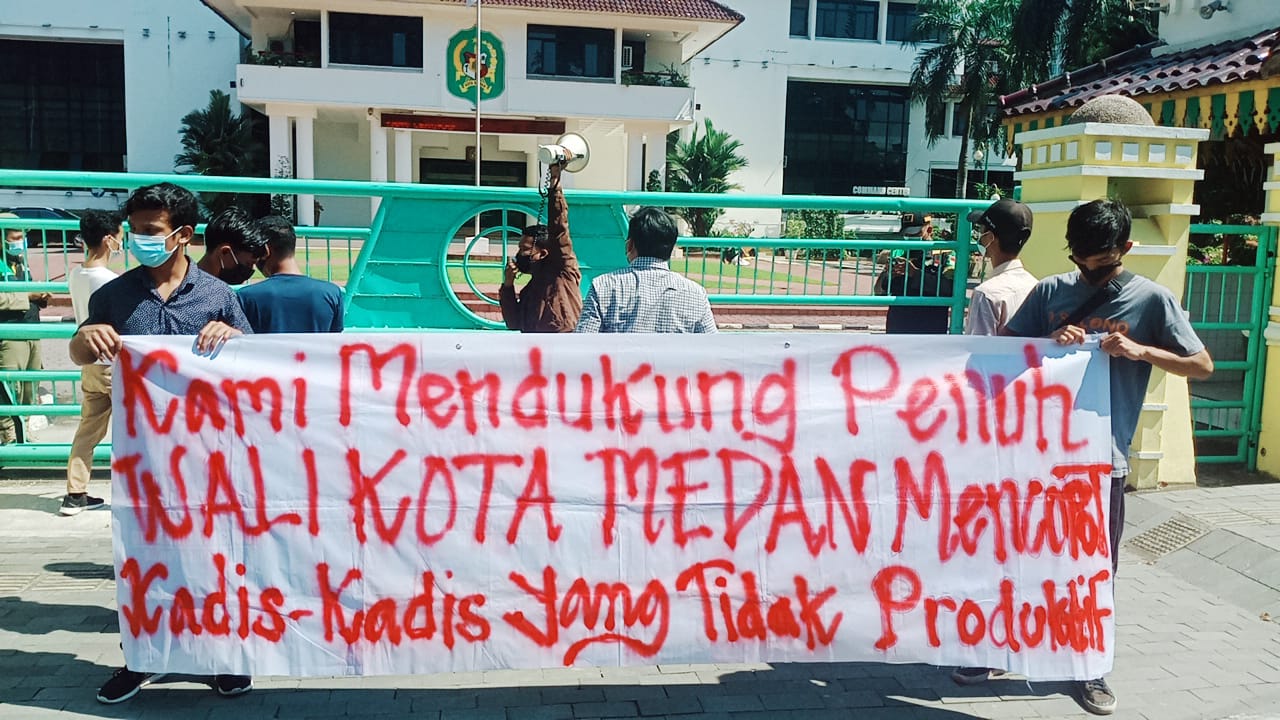 Demo Kantor Walikota, Mahasiswa Desak Copot Kadis Bermasalah