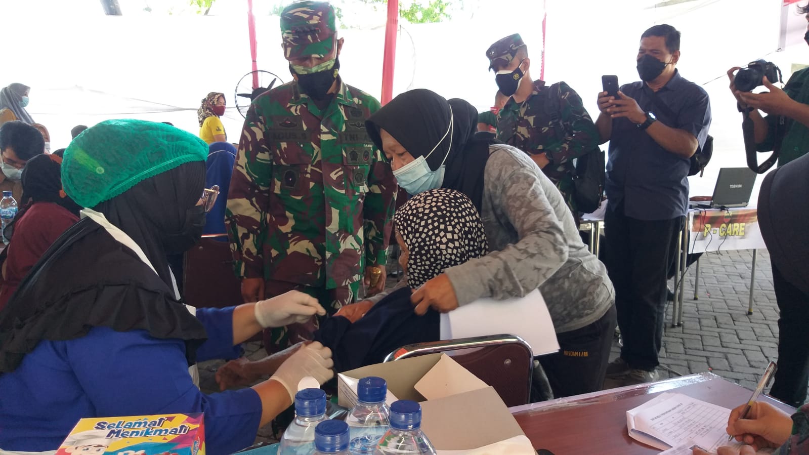 Percepat Vaksinasi, Kodam I/BB Gelar Serbuan Vaksinasi di Kompleks Cemara Asri Medan