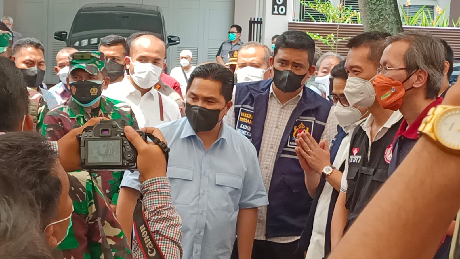 Menteri BUMN dan Wali Kota Tinjau Sentra Vaksinasi Artha Graha Peduli, Ini Katanya