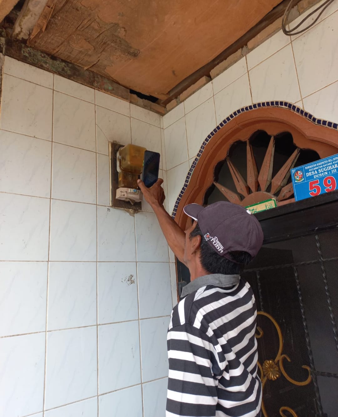 Layanan SWACAM PLN Mobile, Memudahkan Pelanggan Melaporkan Pemakaian Listrik Secara Mandiri