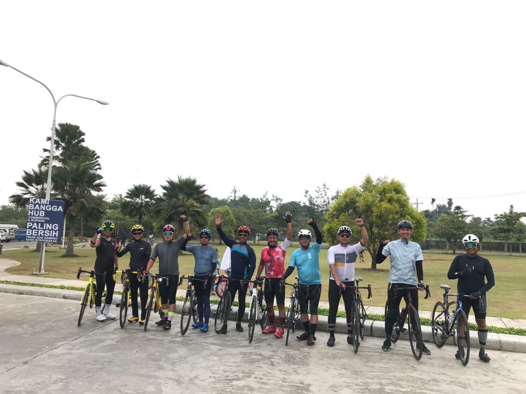 Dimotori Sekertaris DPD PDIP Sumut Sutarto, ICC Peduli, Gowes Sembari Berbagi