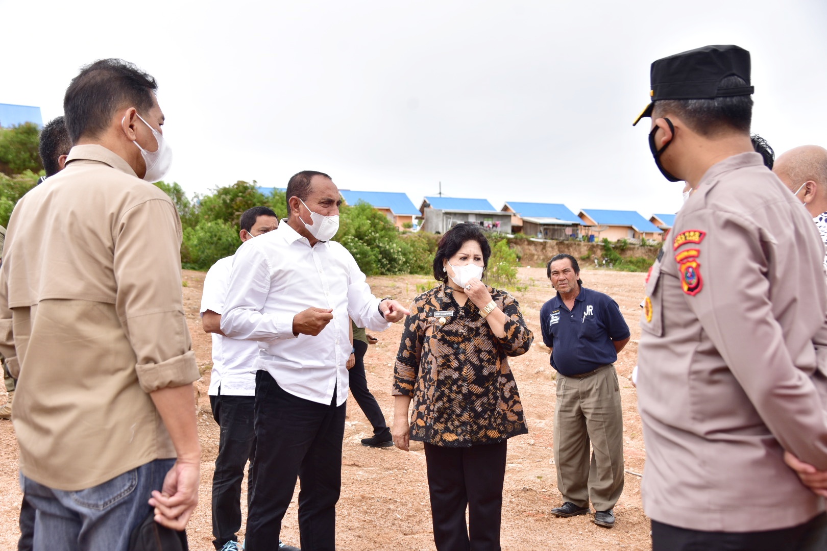 Kunjungi Perbukitan Puncak Siosar  Edy Rahmayadi Minta Ditata Rapi,  Dibangun Sarana Olahraga hingga Pertanian