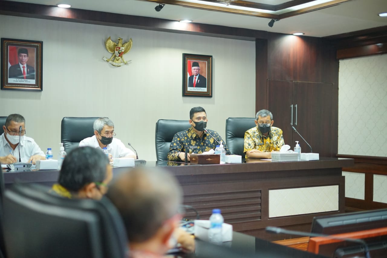 Bobby Nasution Minta agar Normalisasi Sungai di Medan Segera Dimulai