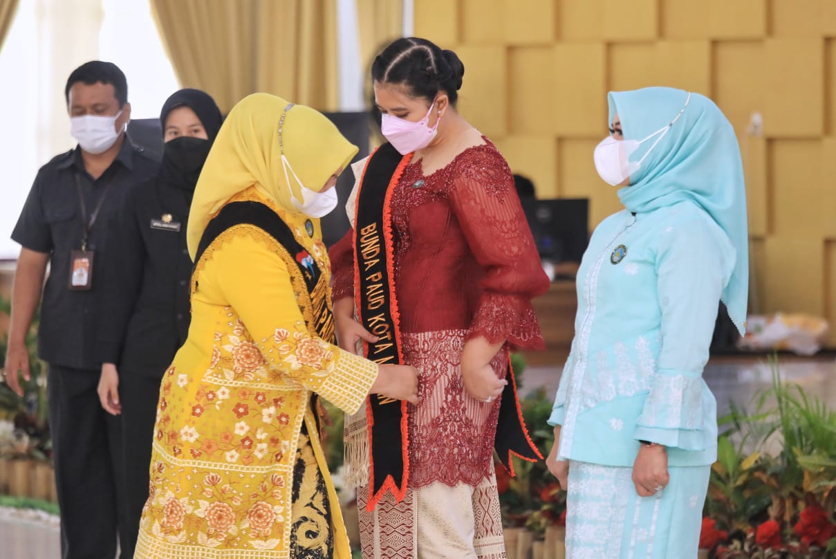 Kahiyang Ayu Dikukuhkan sebagai Bunda PAUD Kota Medan