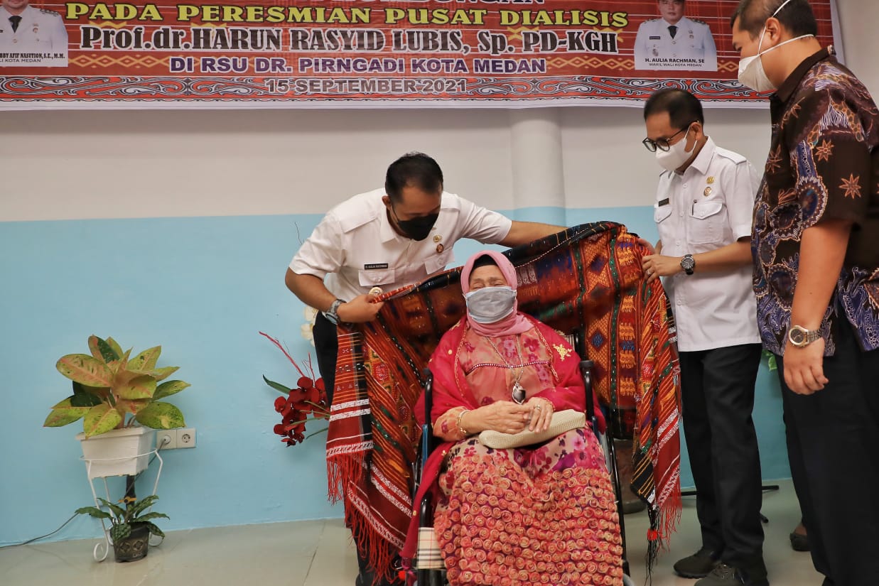 Pemko Medan Abadikan Nama Prof dr Harun Rasyid Lubis Jadi Ruangan Haemodialisis di RS dr Pirngadi