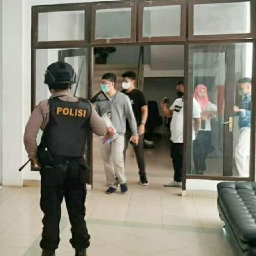 KPK OTT Bupati Kuansing, Ini Sejumlah Ruangan Digeledah