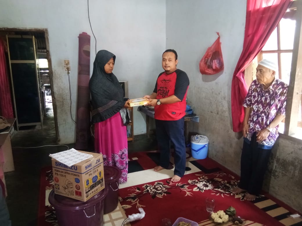 Usaha Mikro Kecil Menengah di Simalungun â€˜Menjeritâ€™ dimasa Pandemi, Kampus Dampingi Digitalisasi Usaha