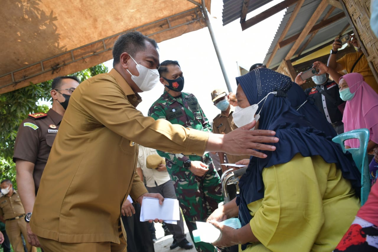 Bupati Sergai : Target Vaksinasi Lansia Capai 76 Persen,  Desa Sei Buluh Percontohan Vaksinasi Door To Door