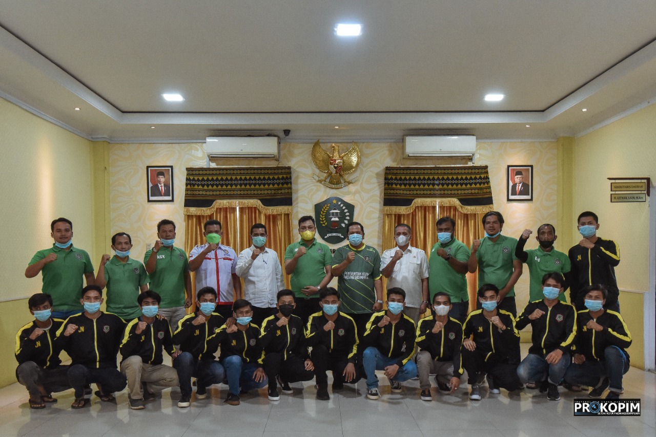 Jelang Kompetisi Liga 3, Ini Harapan Walikota Irsan Nasution kepada Sidimpuan FC