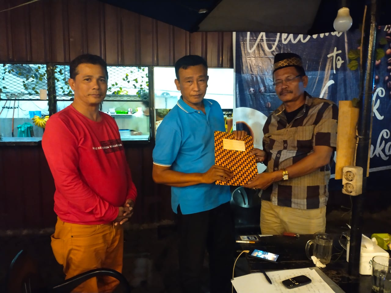 Ketua Pendawa Ruslan Serahkan SK Sanggar Seni Budaya
