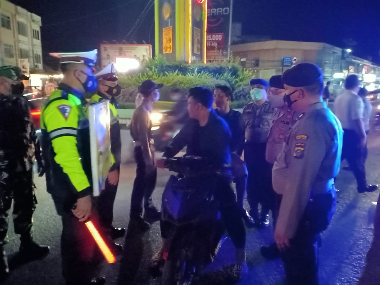 Mengatasi Penyebaran Covid-19, Pemko Tanjung Balai bersama TNI dan Polres Tanjung Balai Rutin Ops Yustisi