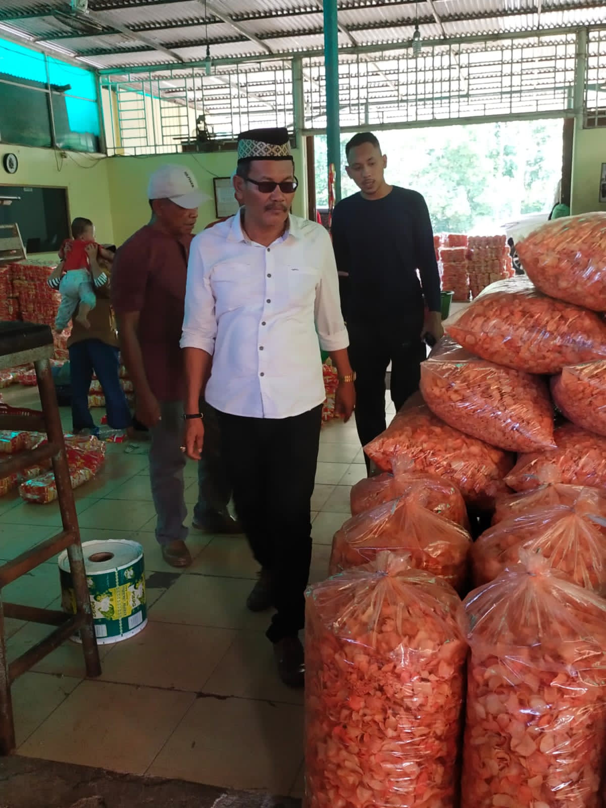 Ketua DPD APEDI Sumut Tinjau Pengusaha Kripik