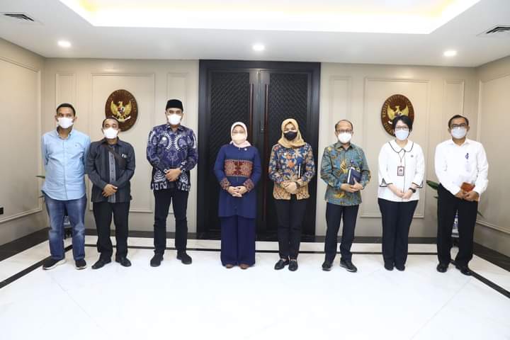 Bahas Peningkatan Kualitas SDM, Bupati dan Wakil Bupati Mandailing Natal Jumpai Menaker RI