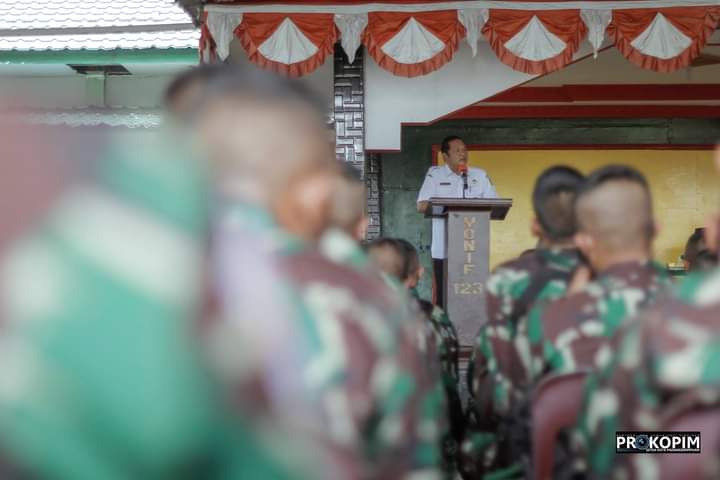 Walikota Padangsidimpuan Lepas Satgas Yonif 123/RW dalam rangka Operasi Pengamanan Perbatasan RI-PNG
