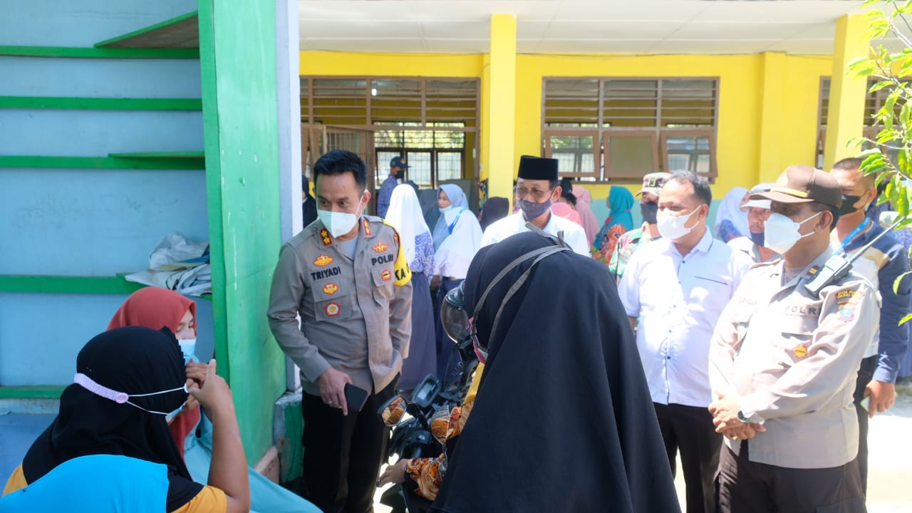 Kapolres Tanjung Balai Tinjau Pelaksanaan Vaksinasi dan Testing Covid-19, AKBP Triyadi : Patuhi Protokol Kesehatan