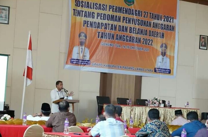 BUPATI PALUTA ANDAR AMIN HARAHAP TARGETKAN 2022 PALUTA MANDIRI